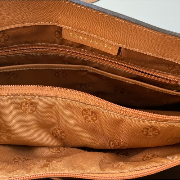 Tory Burch Robinson Small Tote - Picture 7 of 12